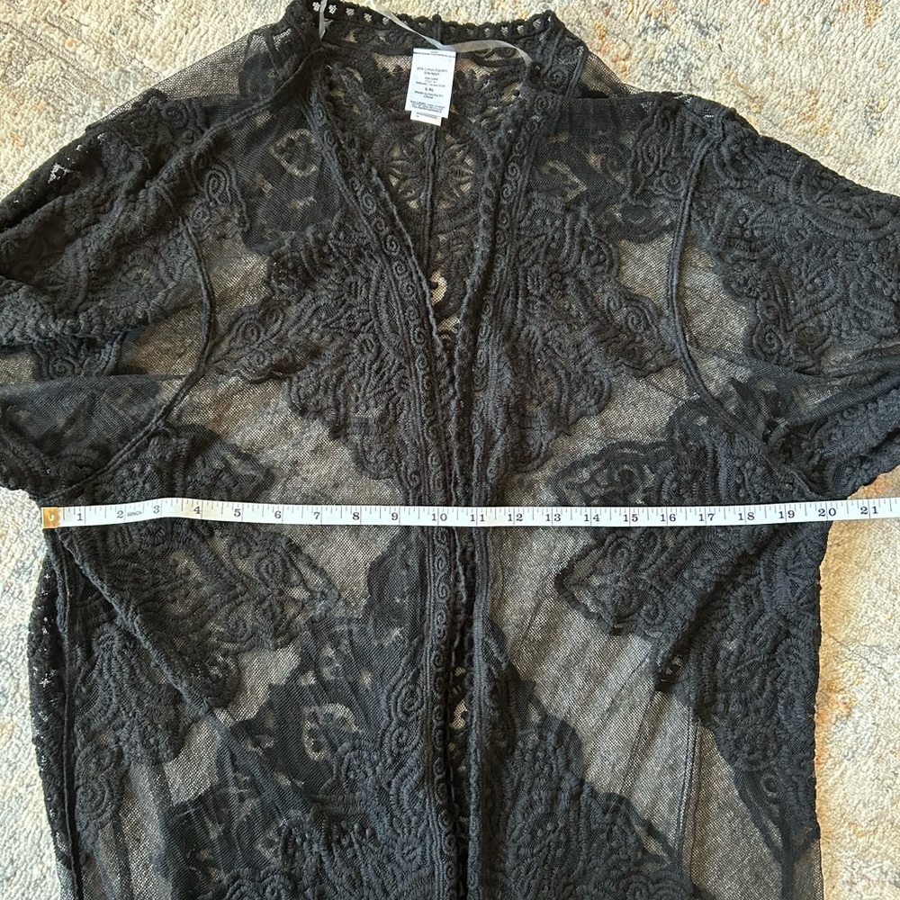 Fairycore Black Lace Cardigan – Women’s Large/XL – Boho Chic Vintage-Inspired”​ - Picture 8 of 10